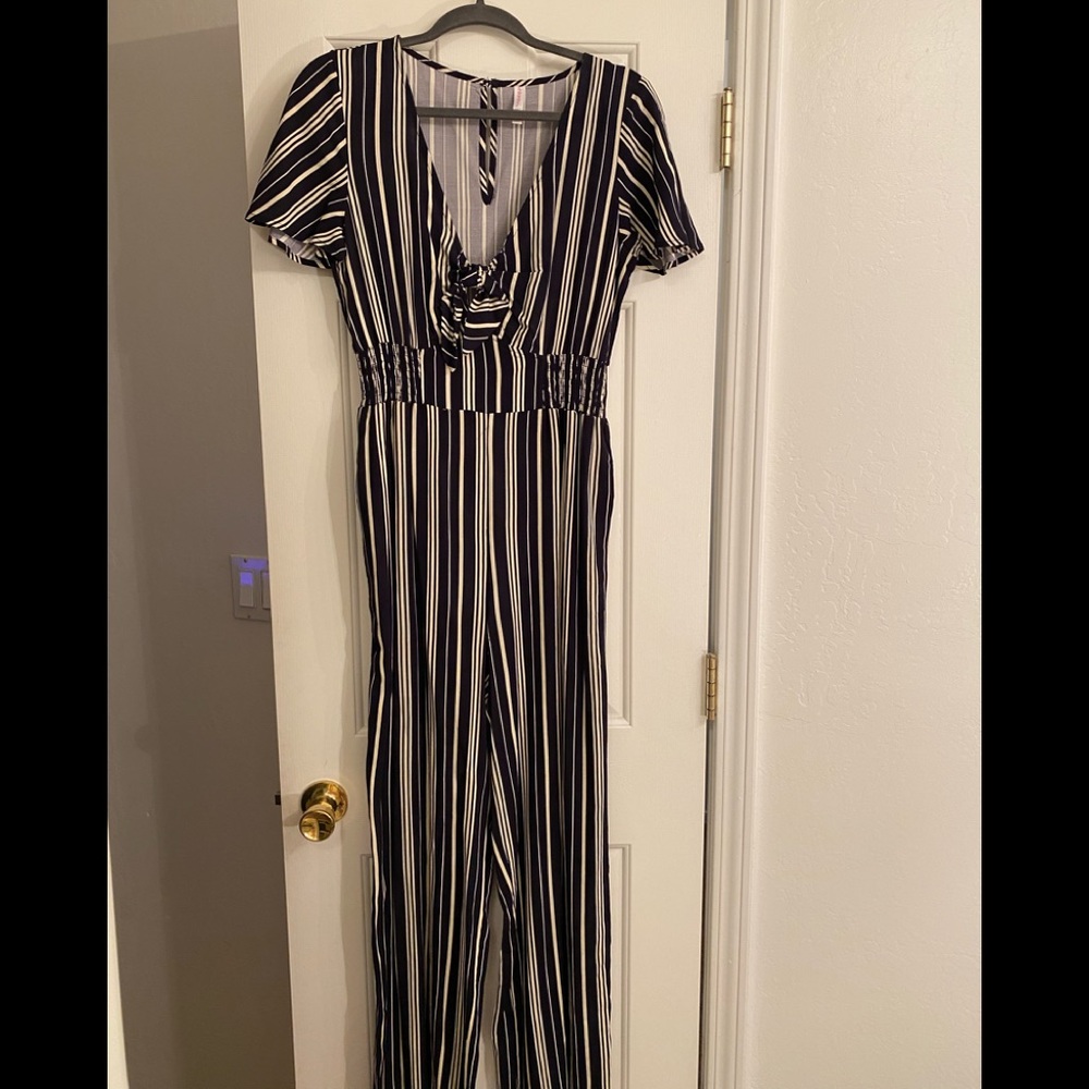 Target xhilaration jump suit size small 6 or 8 NEW